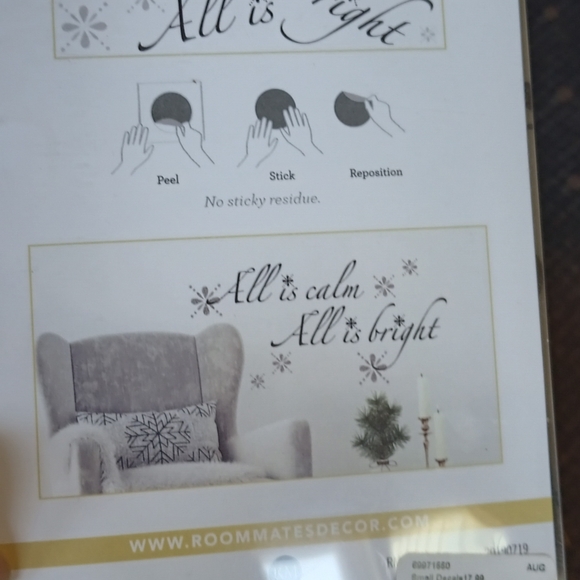 Wall - Picture 6 of 6